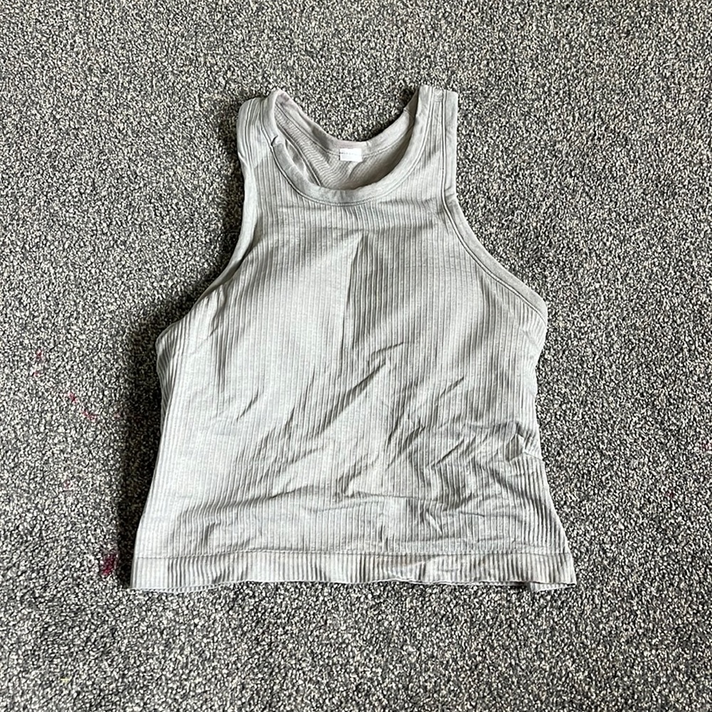 Halter neck razorback cropped tank